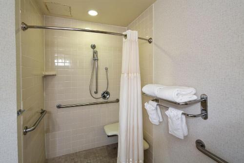 doubletree by hilton hotel modesto