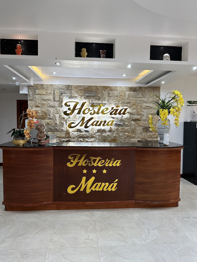 hosteria mana