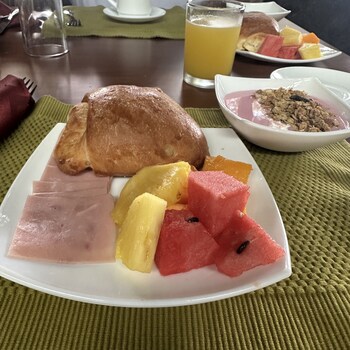 hosteria mana
