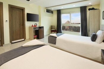 brother sphinx inn