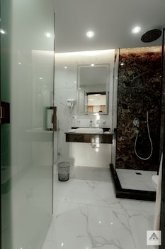 khattab pyramids hotel