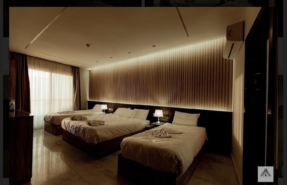 khattab pyramids hotel