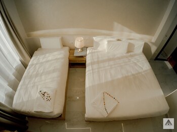 khattab pyramids hotel