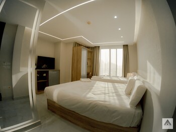 khattab pyramids hotel