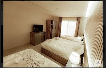 khattab pyramids hotel