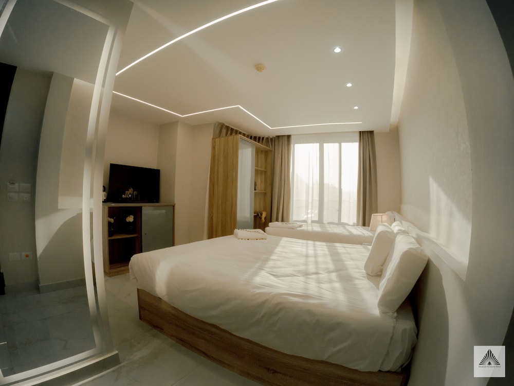 khattab pyramids hotel