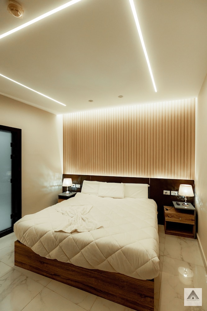 khattab pyramids hotel