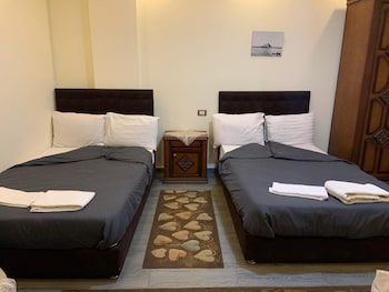 cairo pyramids view inn