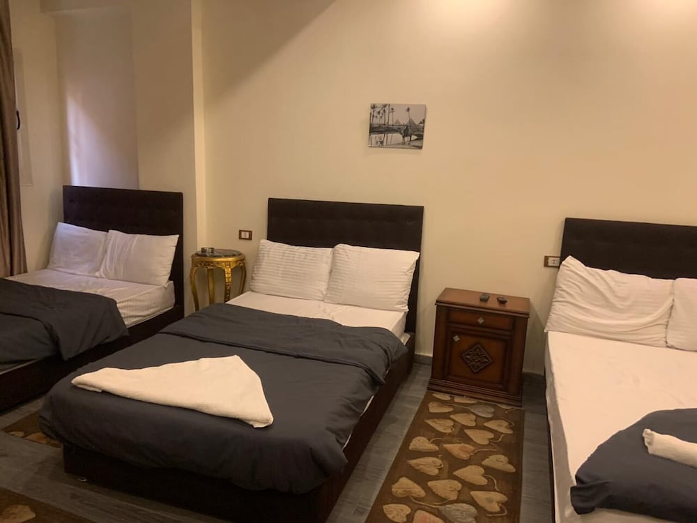 cairo pyramids view inn