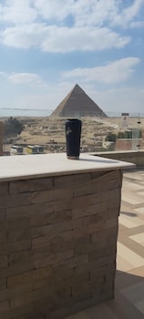 cairo pyramids view inn
