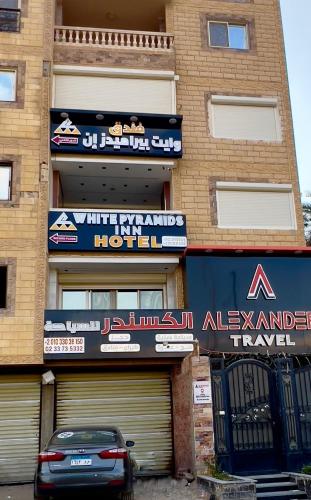 white pyramids inn