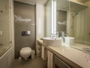 neptune eilat by dan hotels