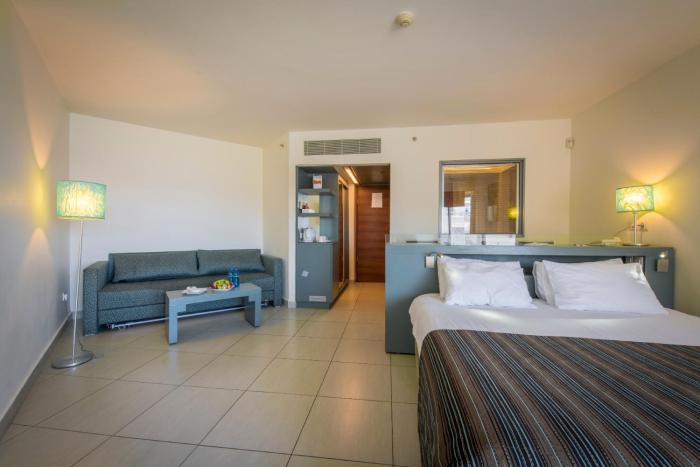 neptune eilat by dan hotels