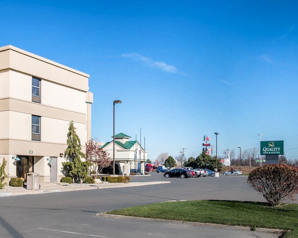 quality inn and suites