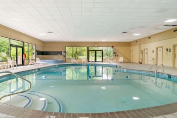 Quality Inn & Suites,Grosse Ile>>Detroit,3 star