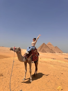 capital of pyramids hotel