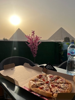 capital of pyramids hotel