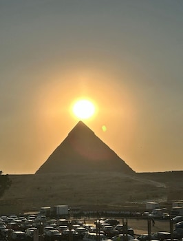capital of pyramids hotel