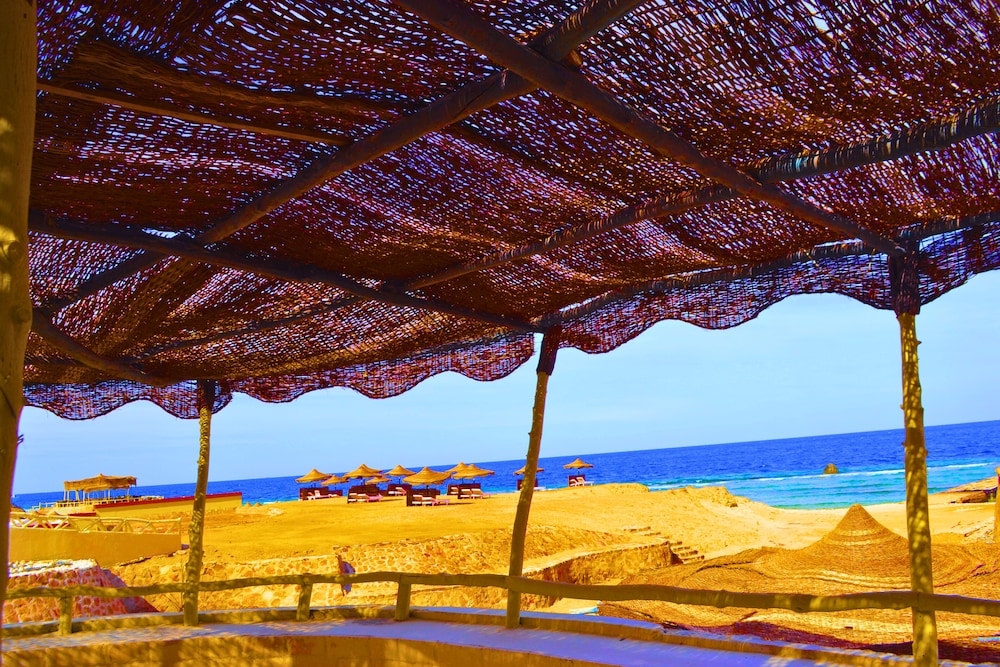 hostmark zabargad beach resort