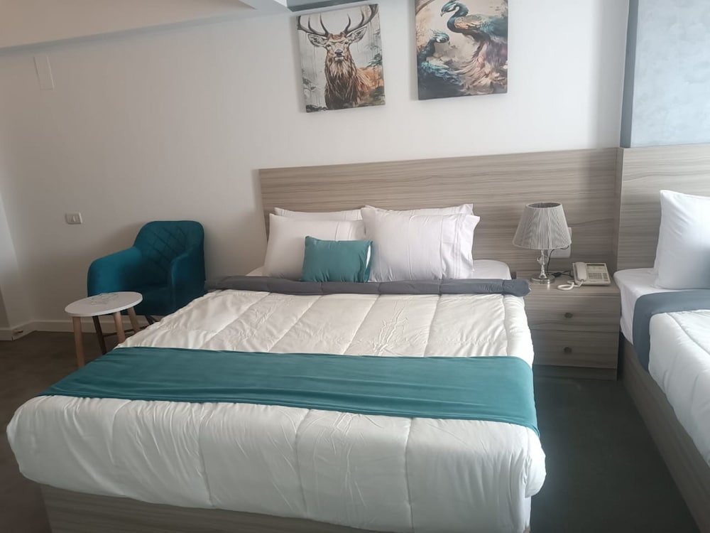 mar charbel hotel cairo