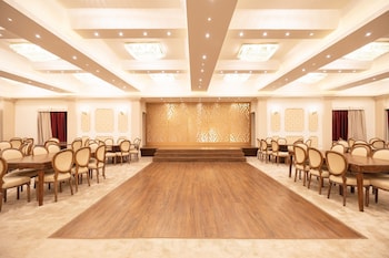 mar charbel hotel cairo