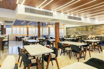 mar charbel hotel cairo