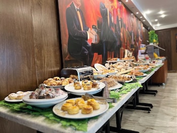 mar charbel hotel cairo