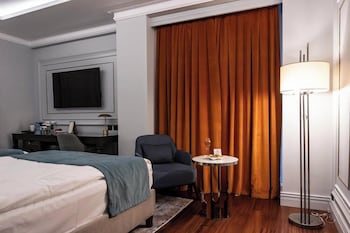 xheko imperial hotel