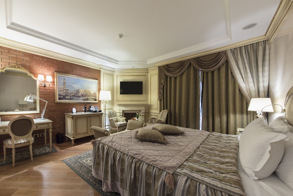 xheko imperial hotel