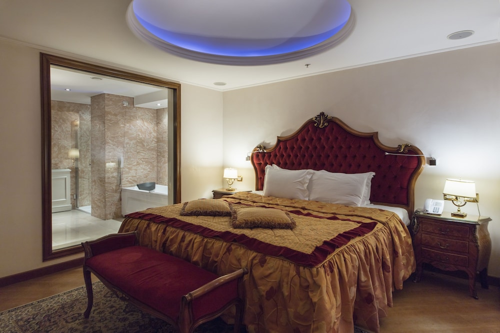 xheko imperial hotel