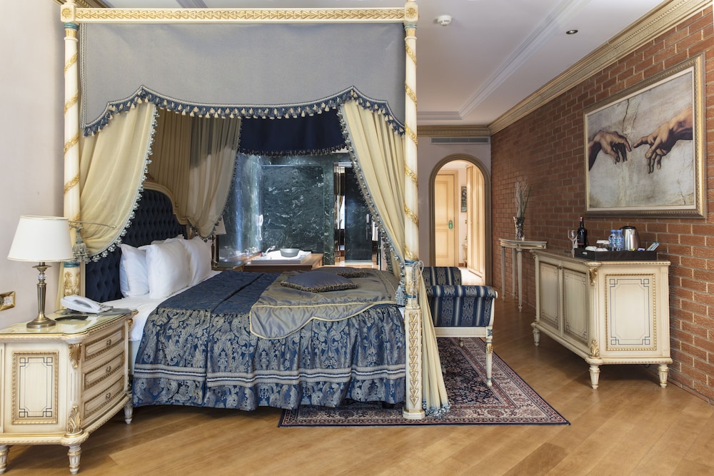 xheko imperial hotel