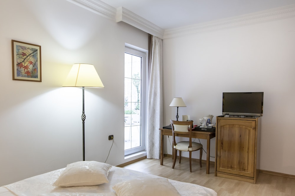 xheko imperial hotel