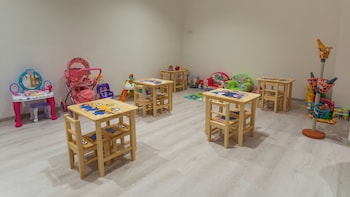 hunguest hotel flora