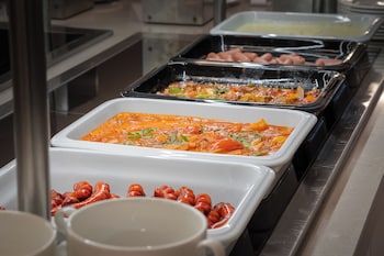 hunguest hotel flora