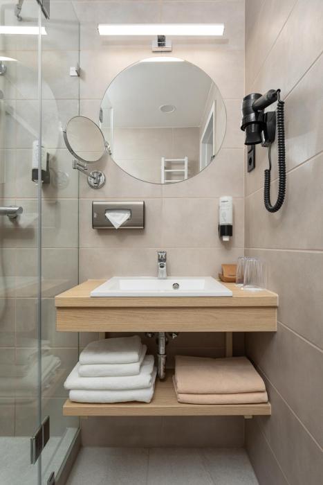 hunguest hotel flora