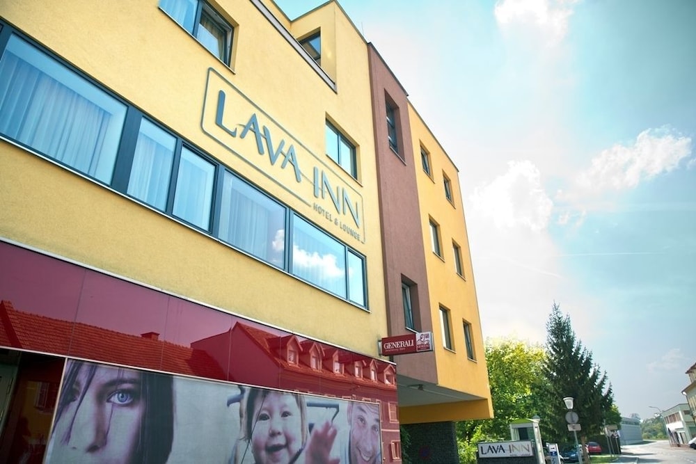 hotel lava inn