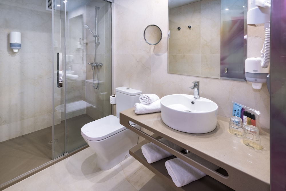 sumus hotel monteplaya and spa 4s adults only