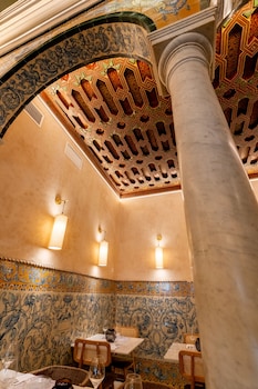 arco de la seda hotel boutique