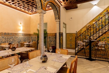 arco de la seda hotel boutique