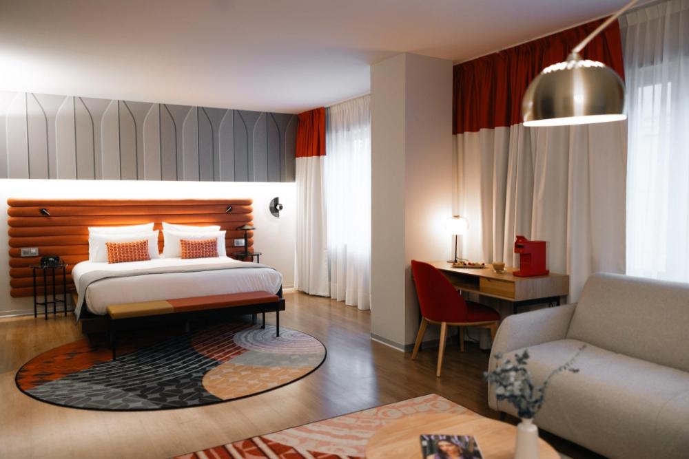 hotel indigo barcelona plaza espana by ihg
