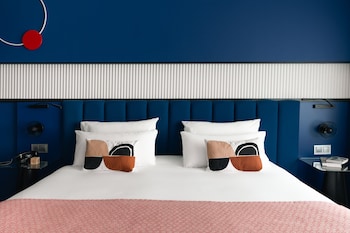 hotel indigo barcelona plaza espana by ihg