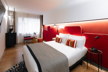 hotel indigo barcelona plaza espana by ihg