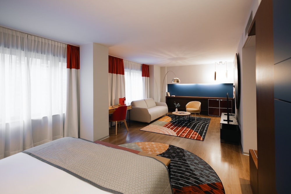 hotel indigo barcelona plaza espana by ihg