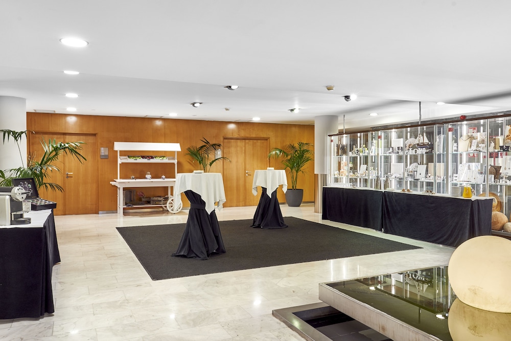 hotel indigo barcelona plaza espana by ihg