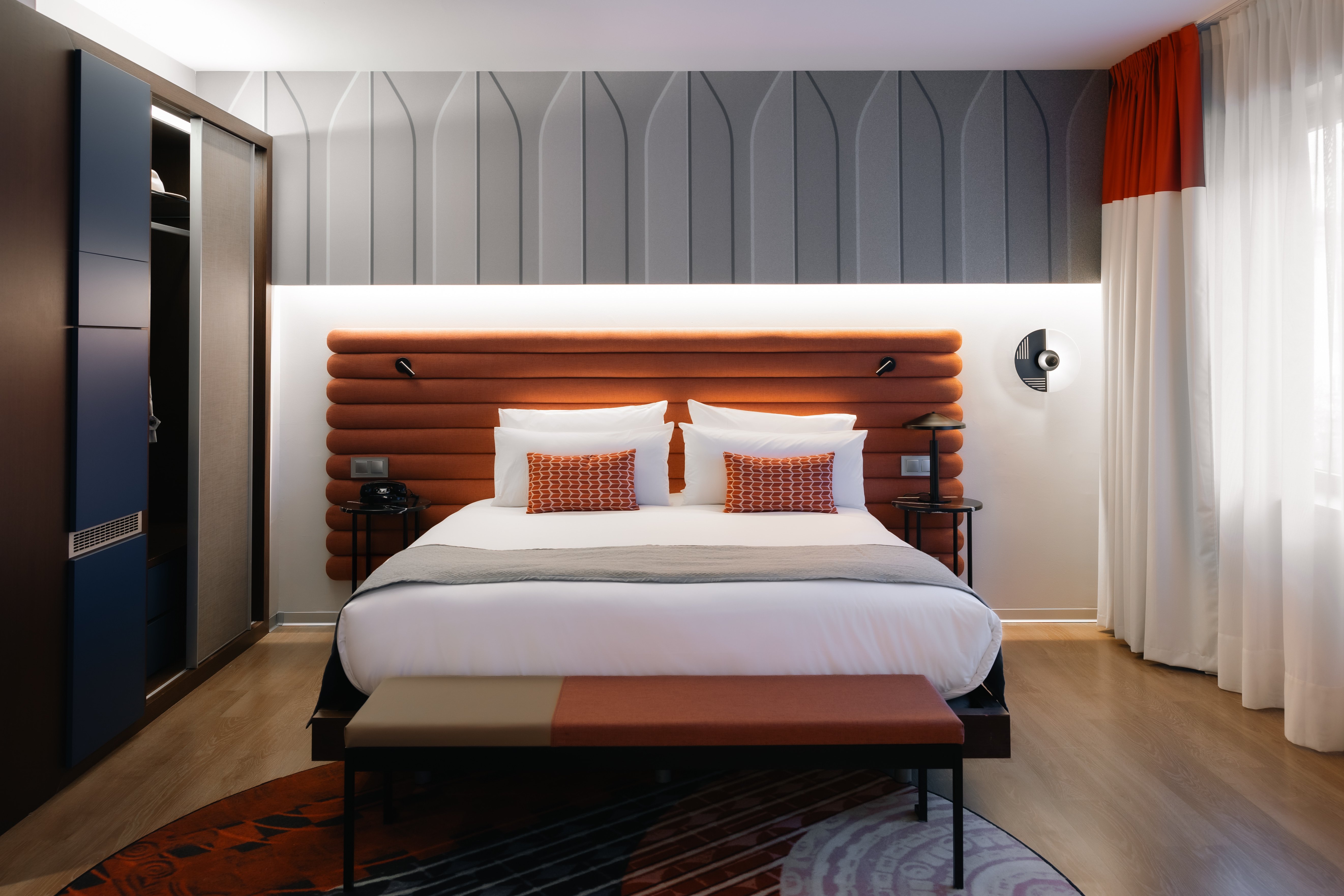 hotel indigo barcelona plaza espana by ihg