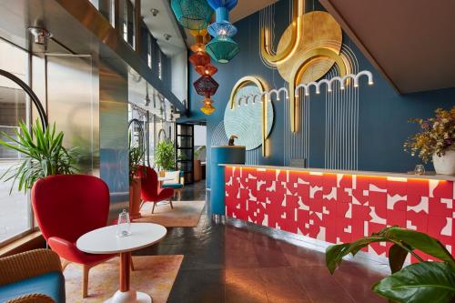 hotel indigo barcelona plaza espana by ihg