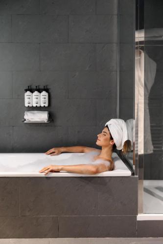 hotel indigo barcelona plaza espana by ihg
