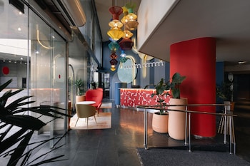 hotel indigo barcelona plaza espana by ihg