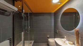 Hotel Indigo Barcelona Plaza Espana By Ihg,,4 star