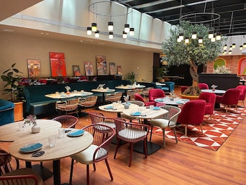 hotel indigo barcelona plaza espana by ihg